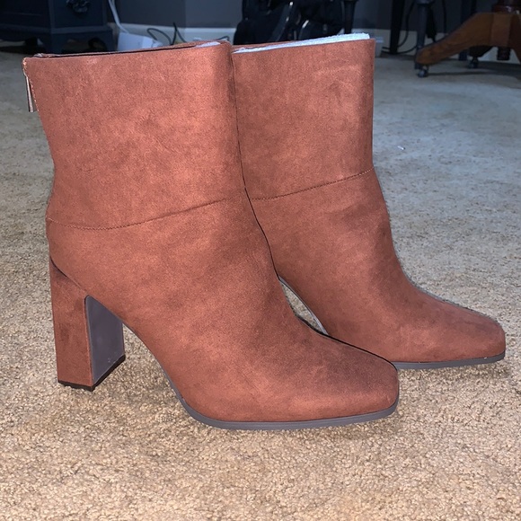 JustFab bootie, Size 11 - Picture 1 of 1